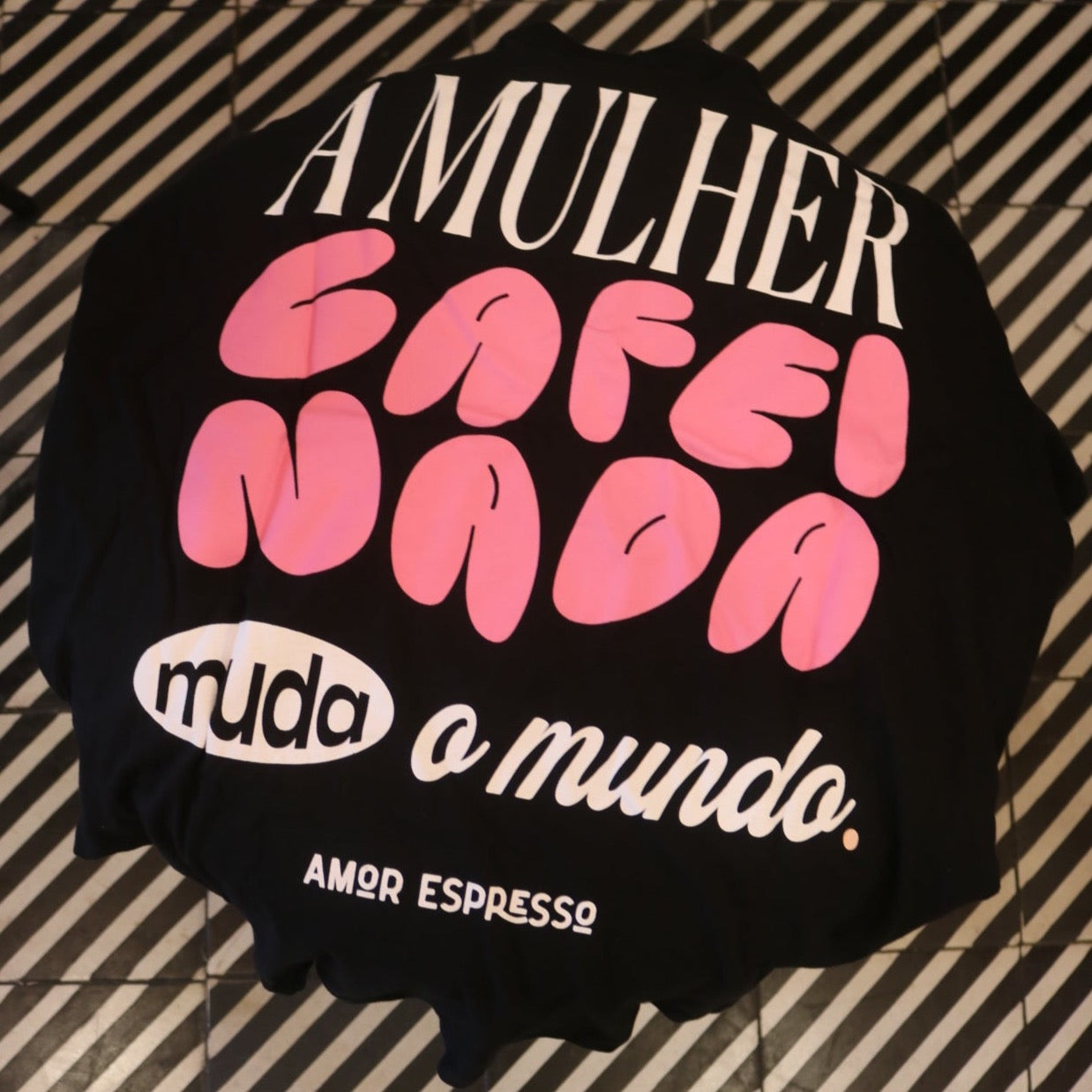 T-shirt cafeinada
